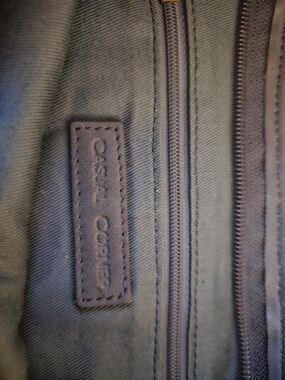 Casual Corner Leather Purple Zip Pocket Bag